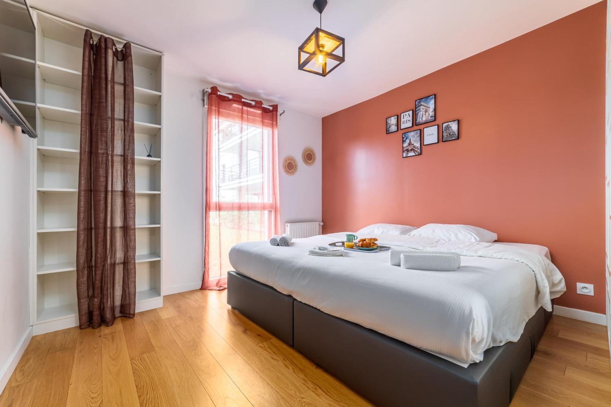 Disneyland 13Min - Kingsize Bed - Private Parking - Terrace - Calm Village Ferrières-en-Brie Buitenkant foto